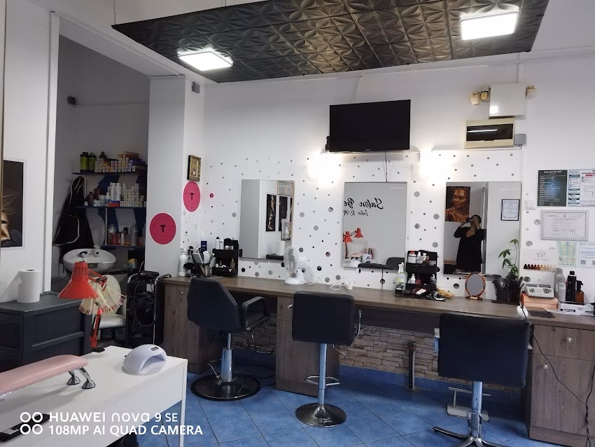 Beauty Salon Iulia Rm