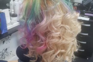 Black White Beauty Salon