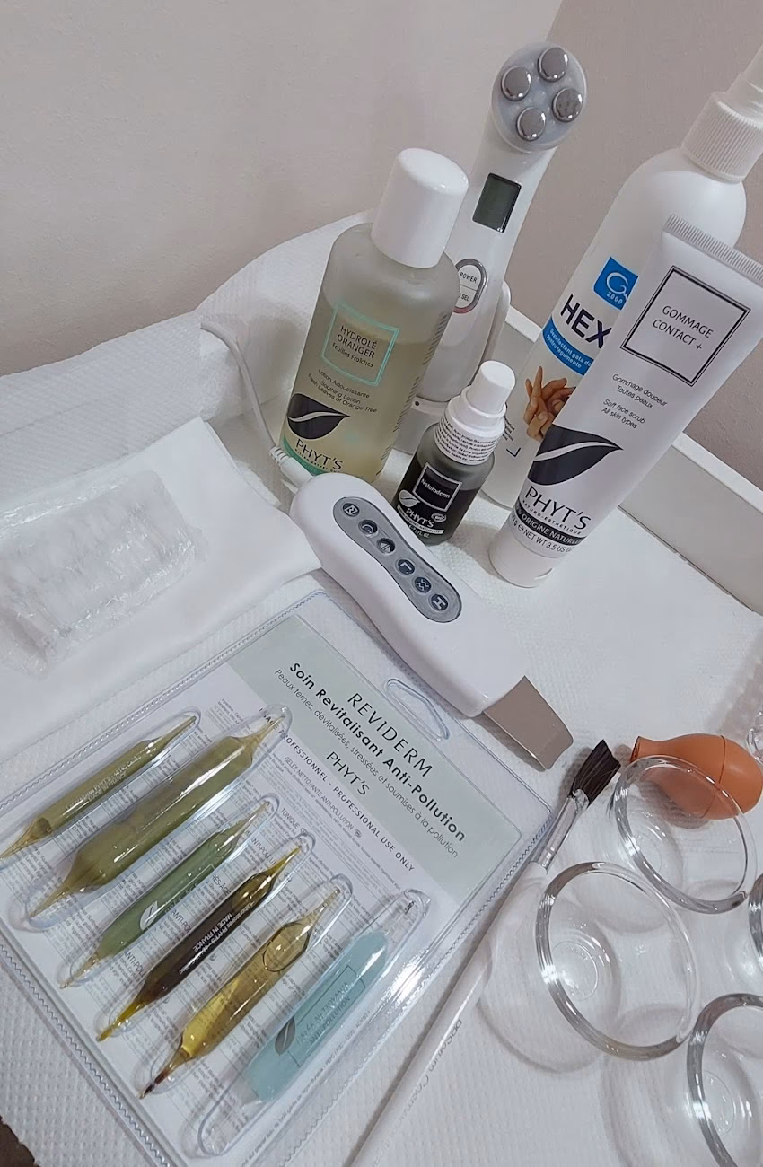 Cabinet Cosmetic Zephyr