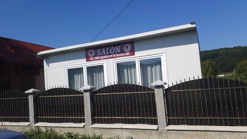 Chic queen by claudia