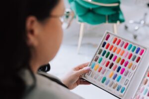 Chique Nail Lounge by Cristina Cotoara