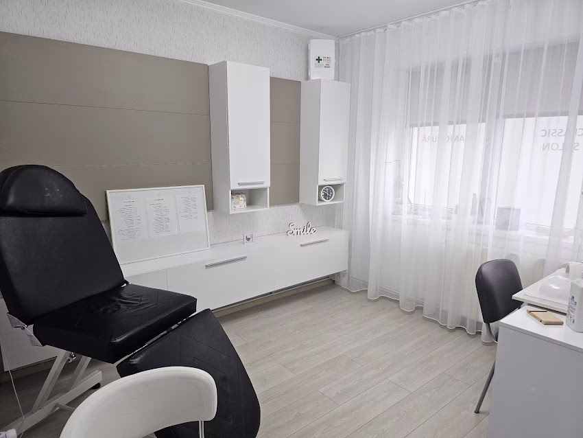 Classic Salon Pedichiura