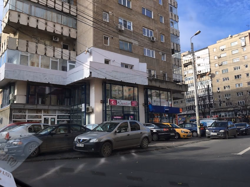 Creative salon școală