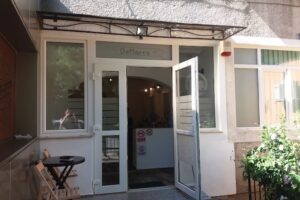 DeMarco Beauty Salon