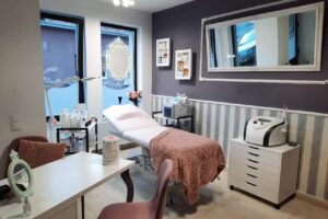 DermaEssence Beauty Clinic