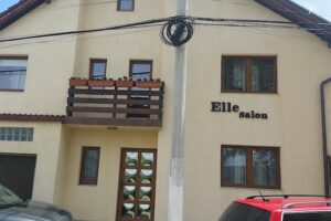 Elle Salon