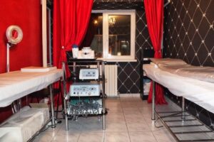 Glamour Beauty Studio