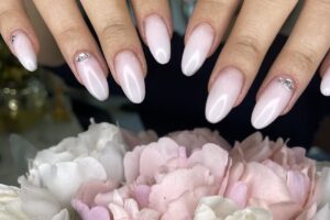 Hollywood Beauty Salon