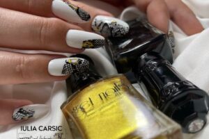 Iulia Carsic Nail Tech