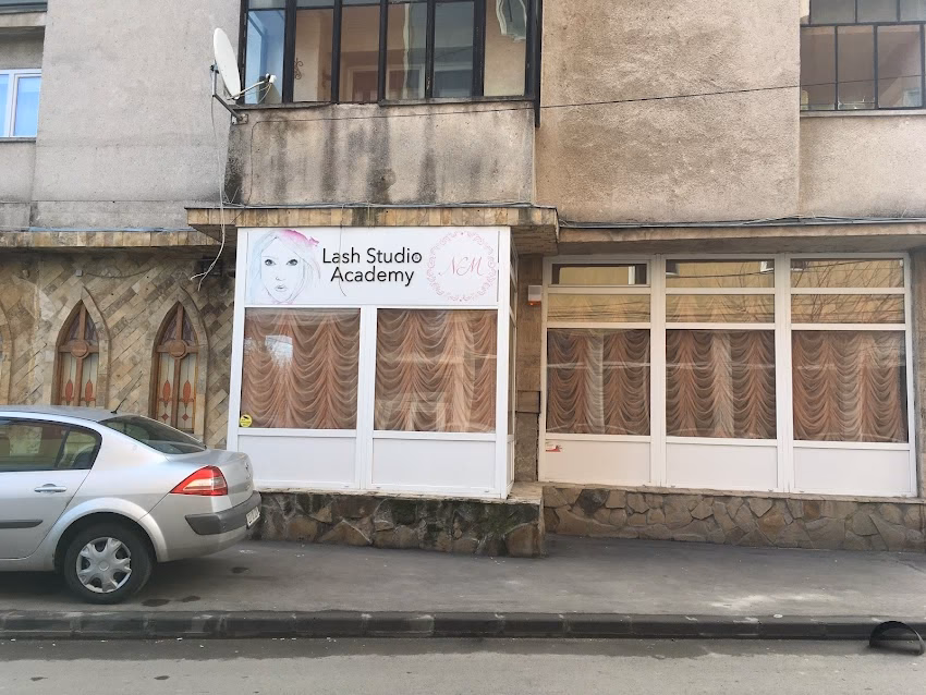 Lash Studio Academy