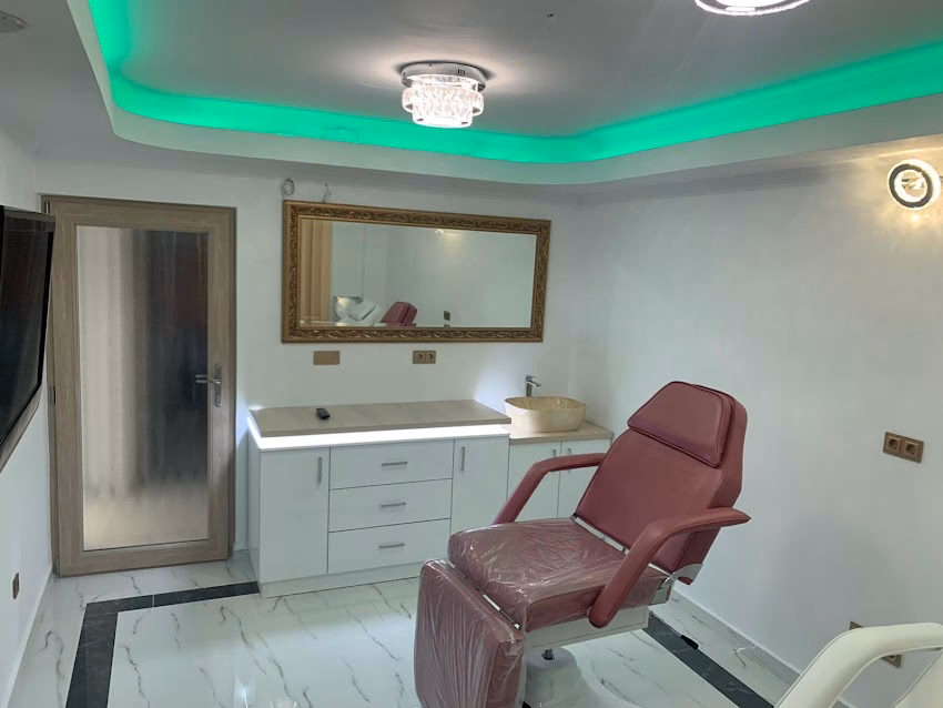 Leader Beauty Center