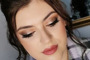 Leta Makeup Extensii gene fir cu fir Micropigmentare si vopsit sprancene Piatra Neamt