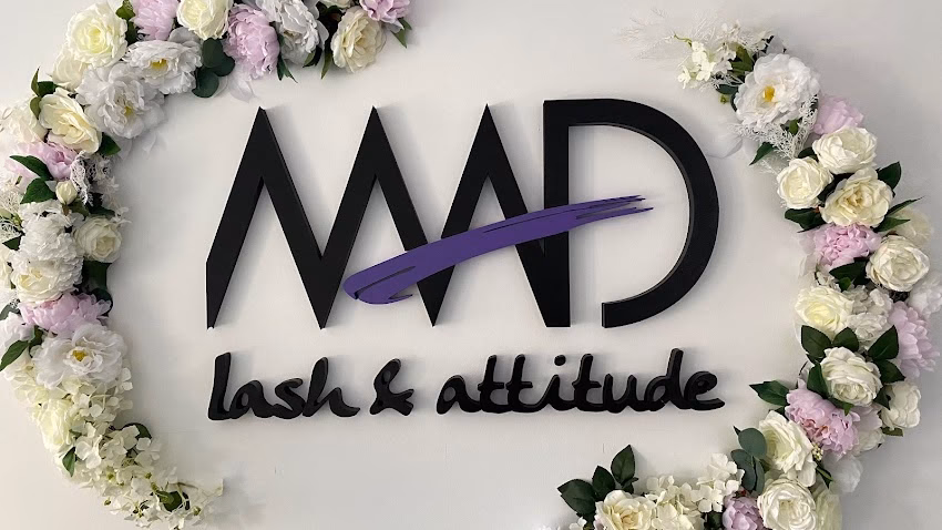 Mad lash attitude
