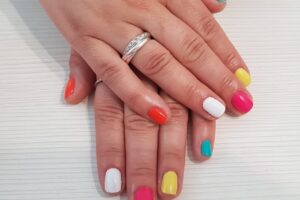 Mady Beauty Studio Salon Constanta Salon Infrumusetare Coafor Cosmetica