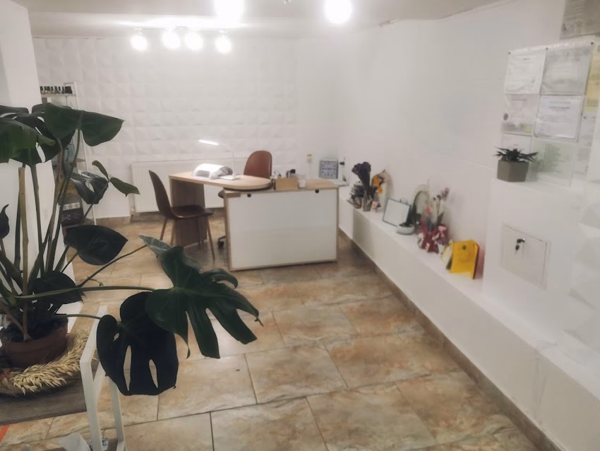 PediMedic Srl Nina Roquebrune Pedichiura