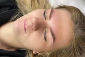 Pop Raluca Micropigmentare sprancene Sibiu