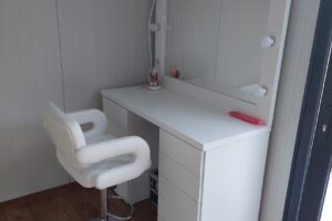 Salon de infrumusetate Monica Mosnita Nouă