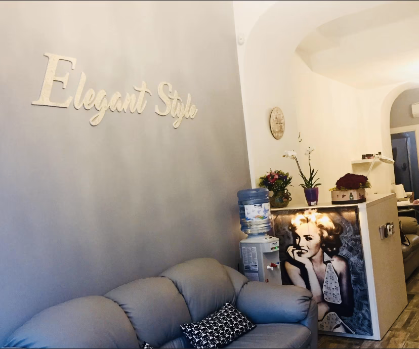 Salon Elegant Style