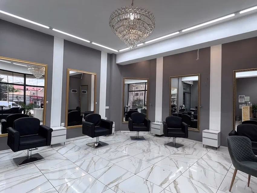 Salon infrumusetare 13 Septembrie