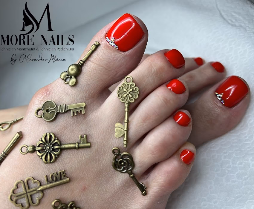 SaloNamore PedichiurăManichiura Medicala