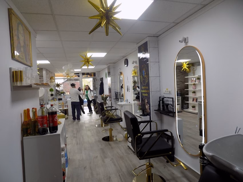 Selena Star Beauty Salon