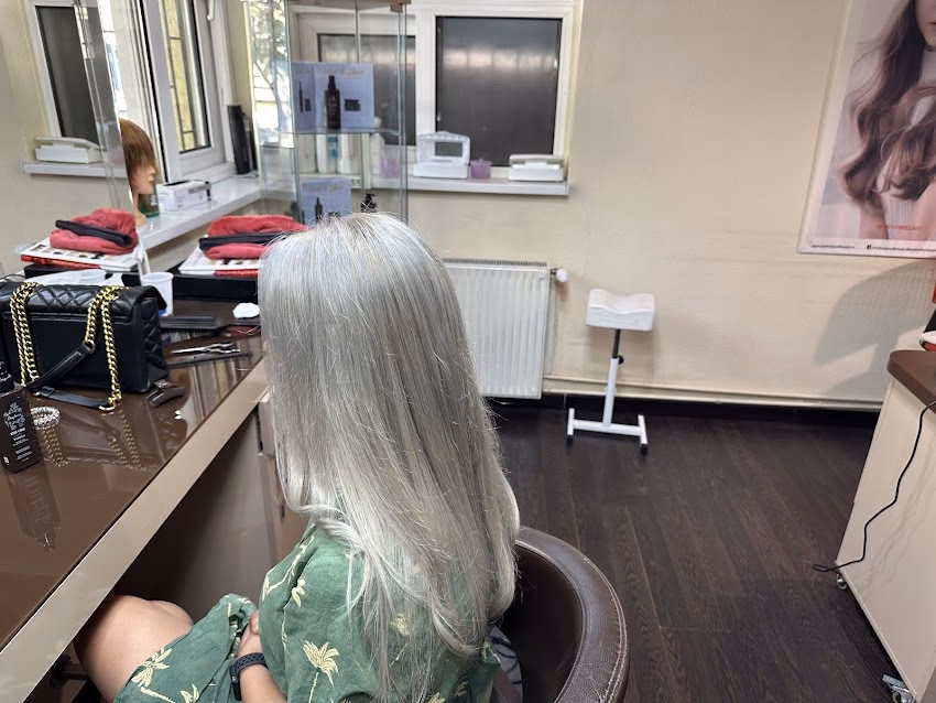 Veronique Beauty Center